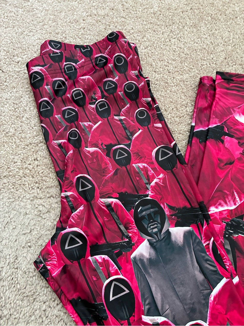 Blackmilk Squid Game leggings - Picture 2 of 9